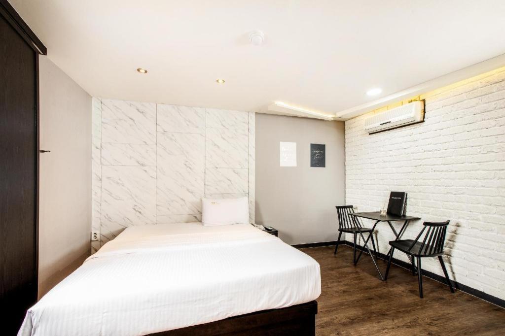 เอ็ม7 บิสซิเนส โฮเต็ล Motel Chilgok ภายนอก รูปภาพ