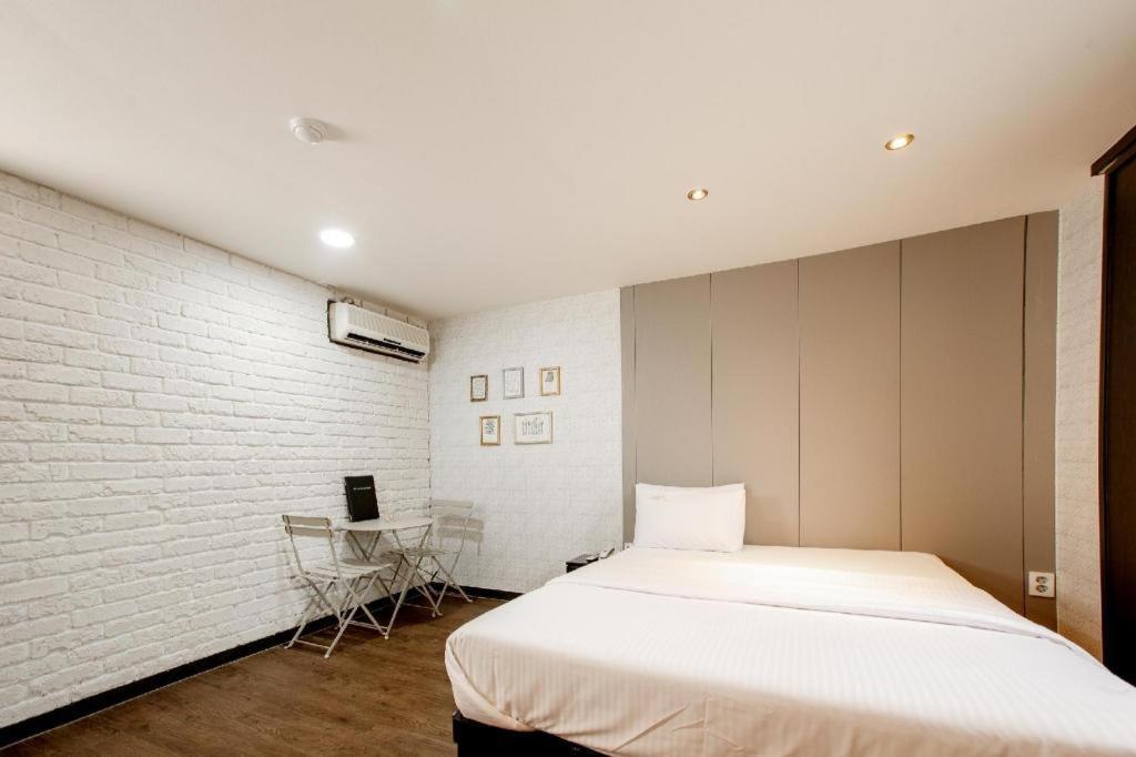 เอ็ม7 บิสซิเนส โฮเต็ล Motel Chilgok ภายนอก รูปภาพ