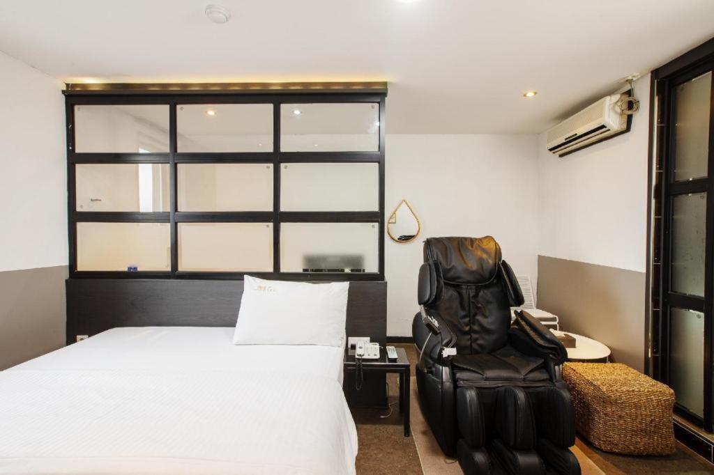 เอ็ม7 บิสซิเนส โฮเต็ล Motel Chilgok ภายนอก รูปภาพ